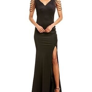 Kalinnu Black Maxi Dress with Chain-Detail Shoulders
